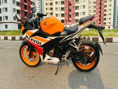 HONDA CBR 150R